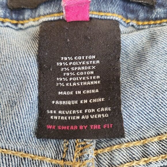 Torrid medium wash jeans  - Picture 3 of 6